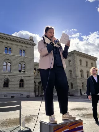 Ondine haltet Rede auf dem Bundesplatz